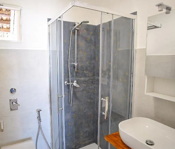 Kite Stagnone Hostal