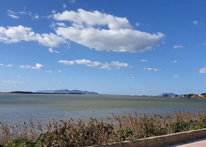 Kite Stagnone Hostel