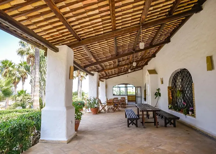 Hostal Kite Stagnone *