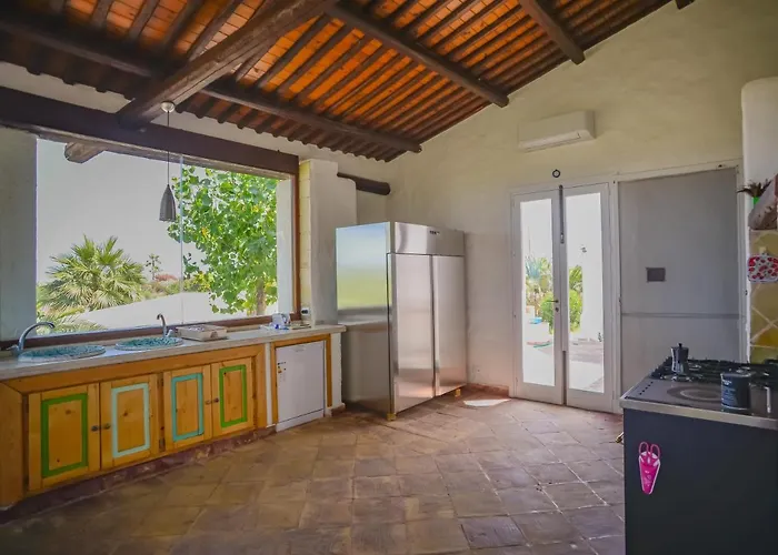 Hostal Kite Stagnone *